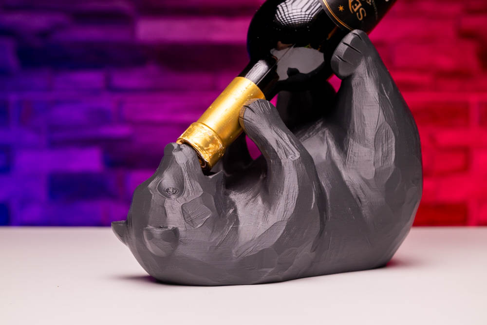 Unikatni Stalak za Vino u Obliku Mede / Držač za Vino