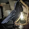 Jedinstvena Stolna Lampa - Vrana