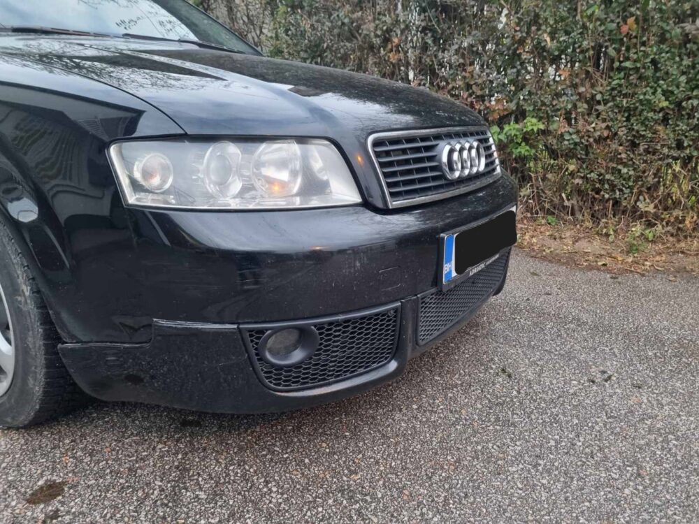Audi A4 B6 Rešetka za Maglenke za Votex Body Kit