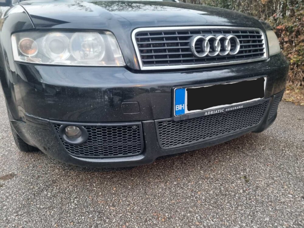 Audi A4 B6 Rešetka za Maglenke za Votex Body Kit