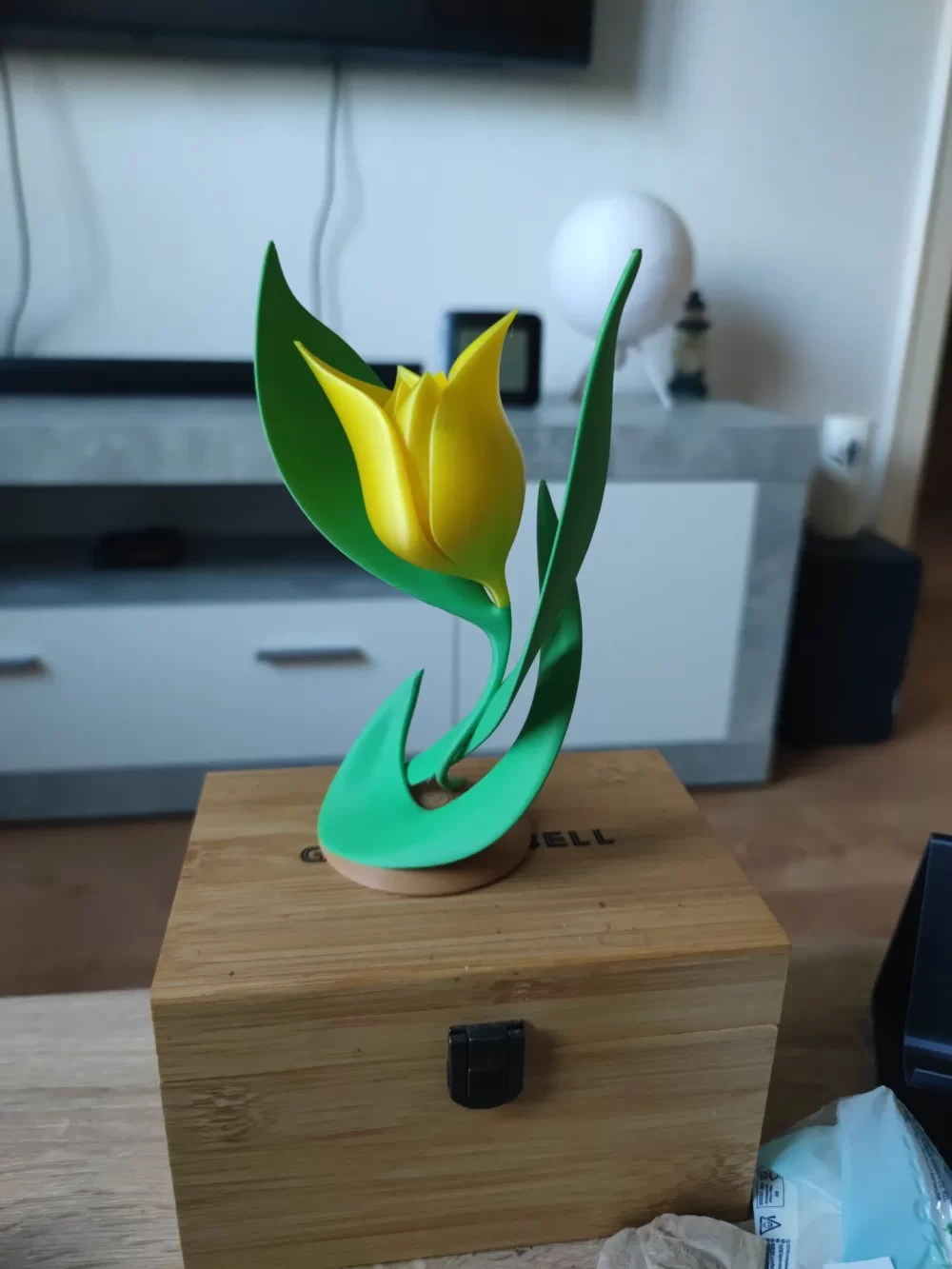 Cvijet Statua