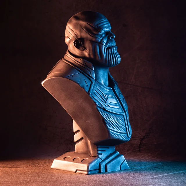 Marvel - Infinity War Thanos Figura